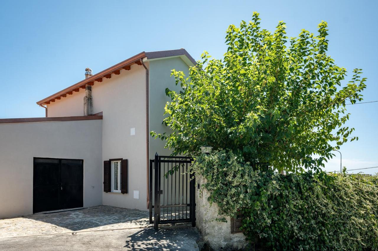 Vila Casa Aniello Caprioli Exteriér fotografie